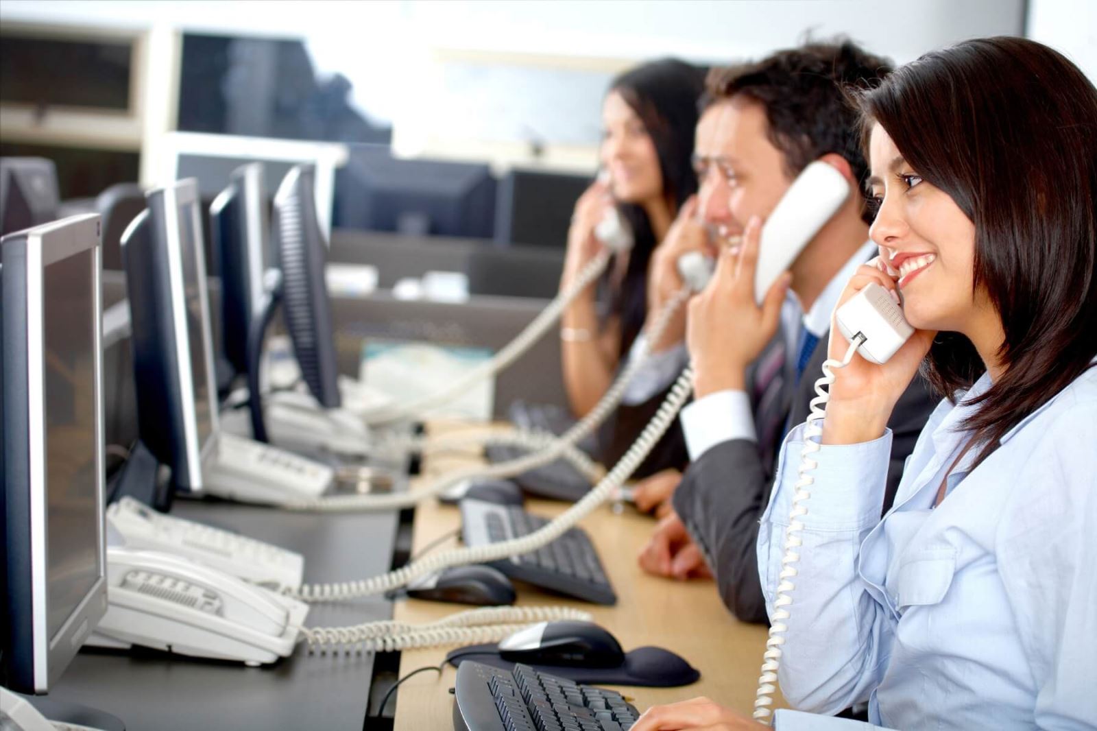 thi công hệ thống điện thoại tổng đài